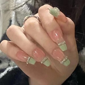 FAKE NAILS